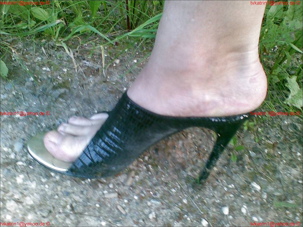 Outdoor with heels #4611083