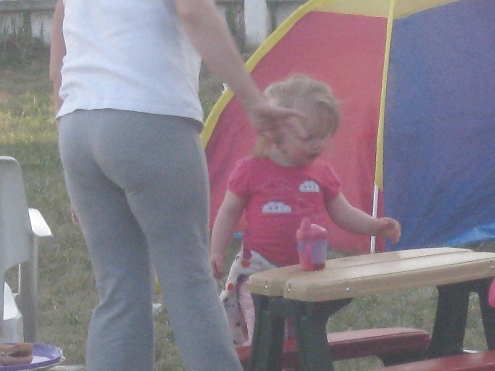 My nextdoor neibor on the other side #4939487