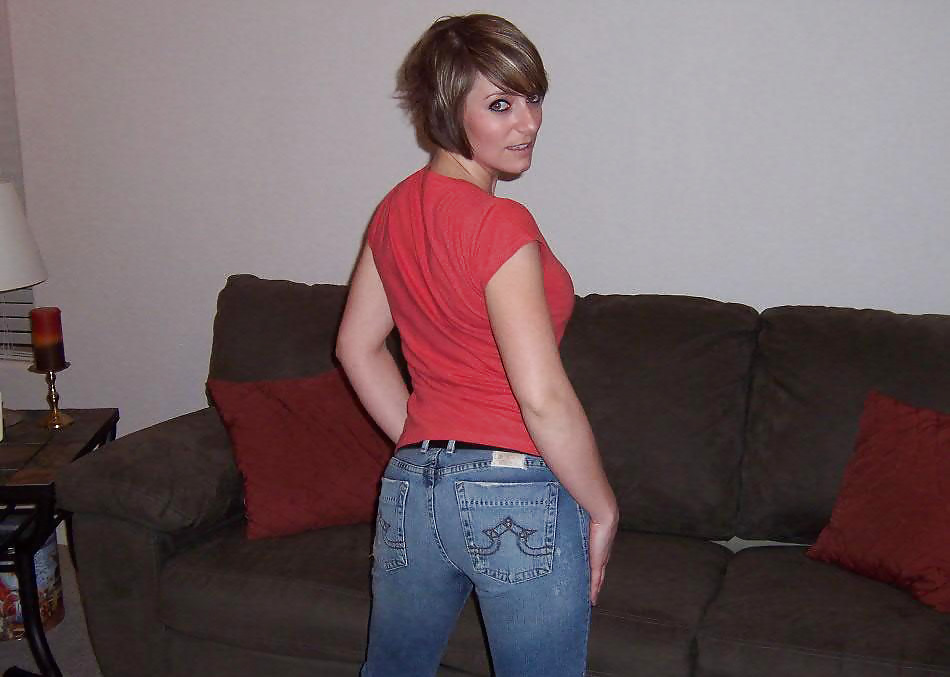 Bella ragazza in jeans - n. c. 
 #2699333