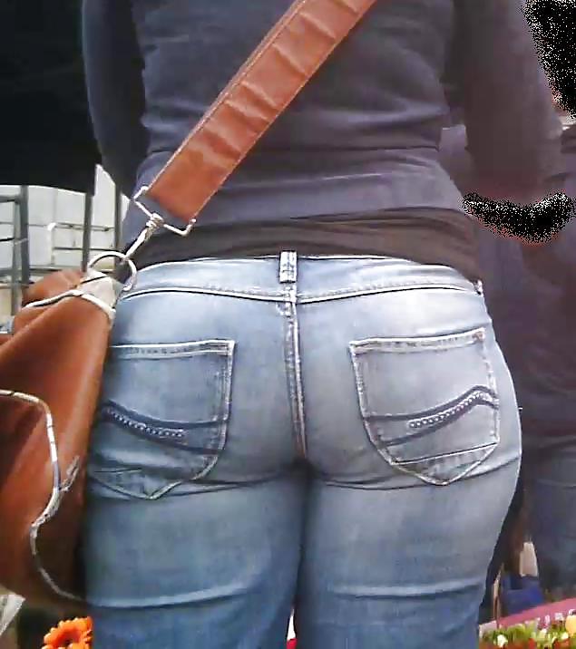 Big booty jeans
 #20866850