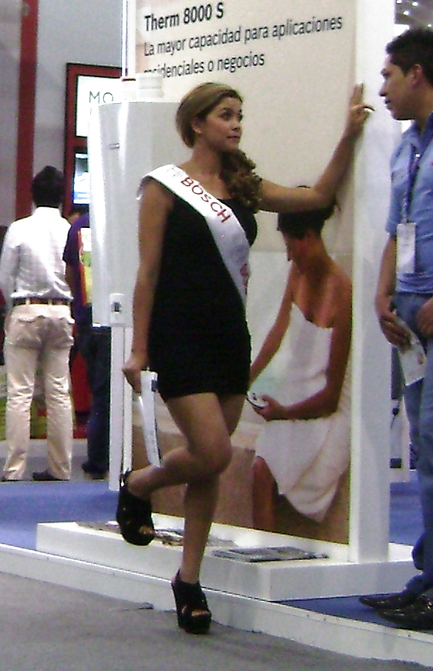 MAMITAS EN EXPO CIHAC 2012 PARTE 3 #14148514