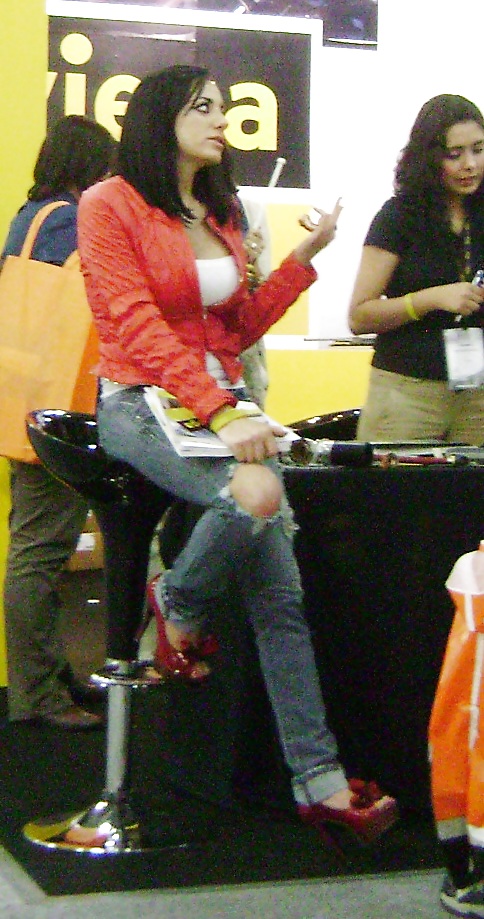 Mamitas en expo cihac 2012 parte 3
 #14148712