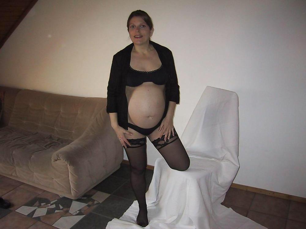 THE HOTTEST PREGNANT MOM #12284694