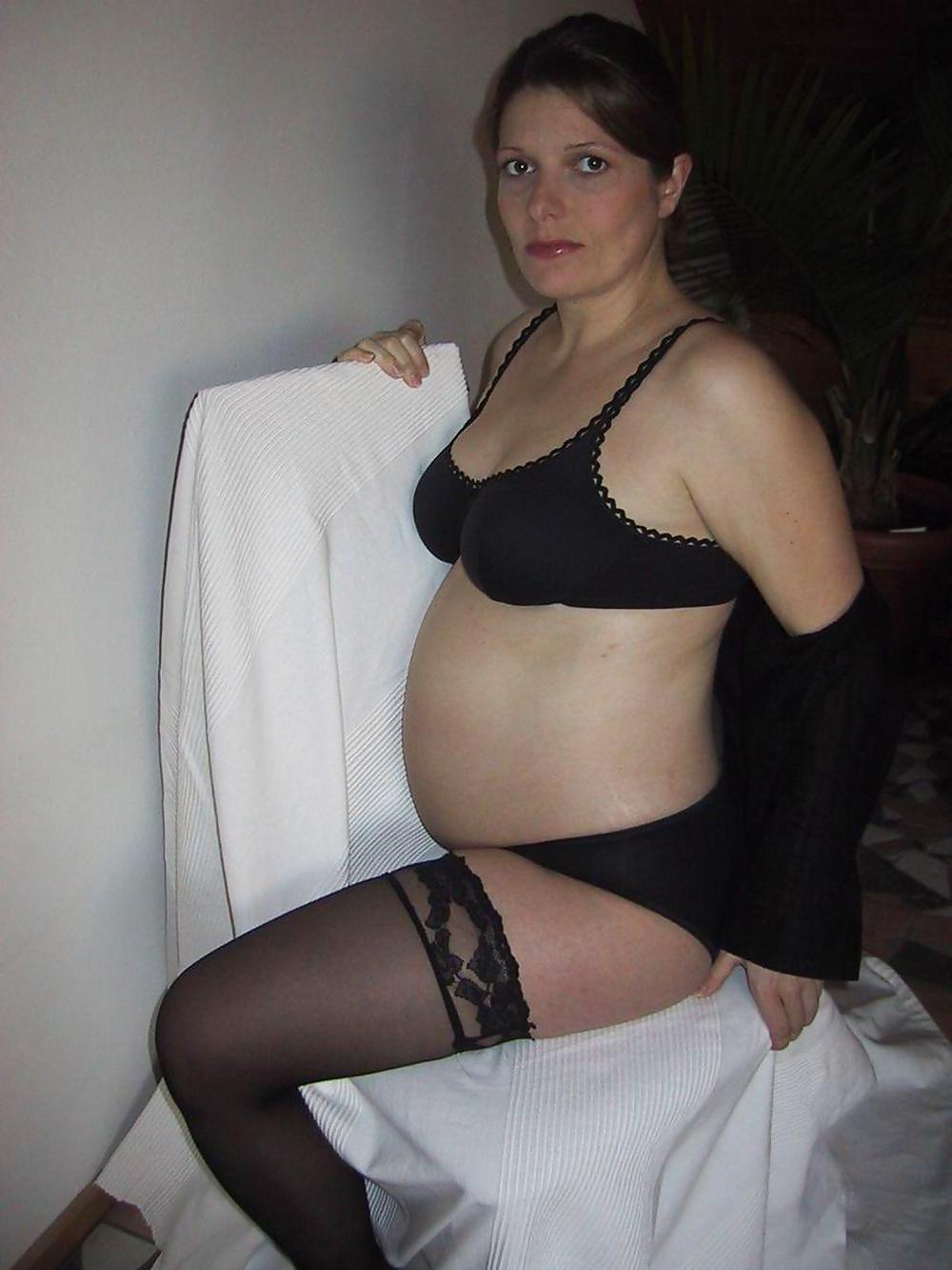 THE HOTTEST PREGNANT MOM #12284789