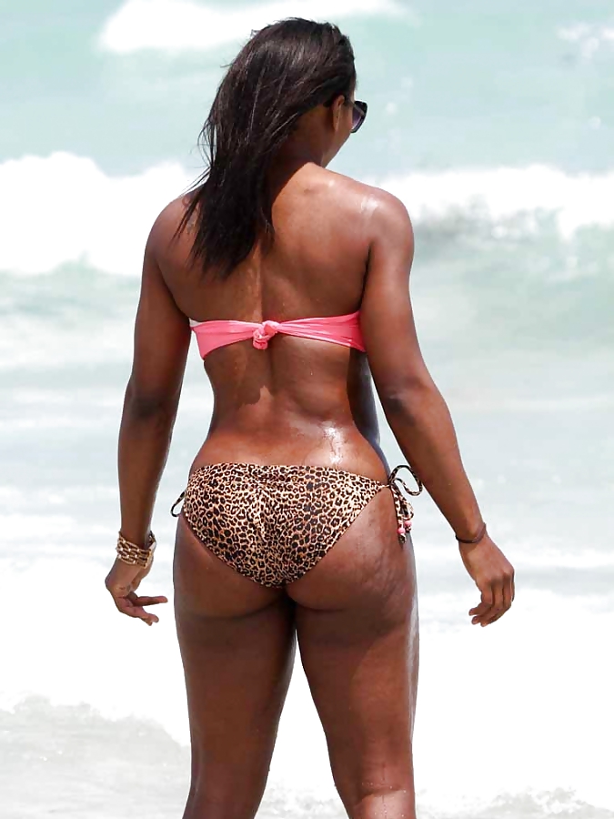 Serena Williams: Bikini Muscle ASS Photos #21098622