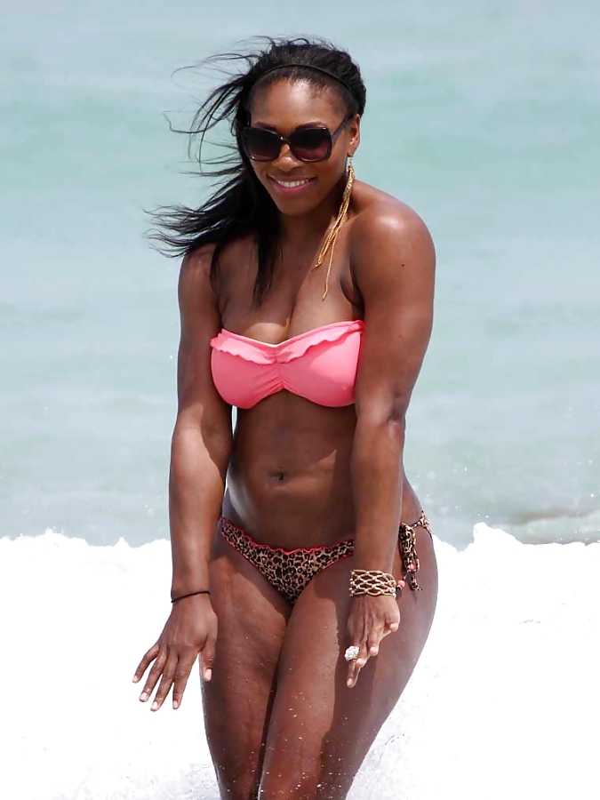 Serena williams: foto culo muscoloso in bikini
 #21098631