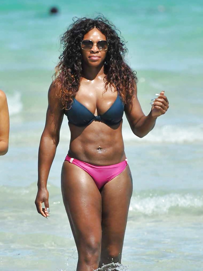 Serena williams: foto culo muscoloso in bikini
 #21098725