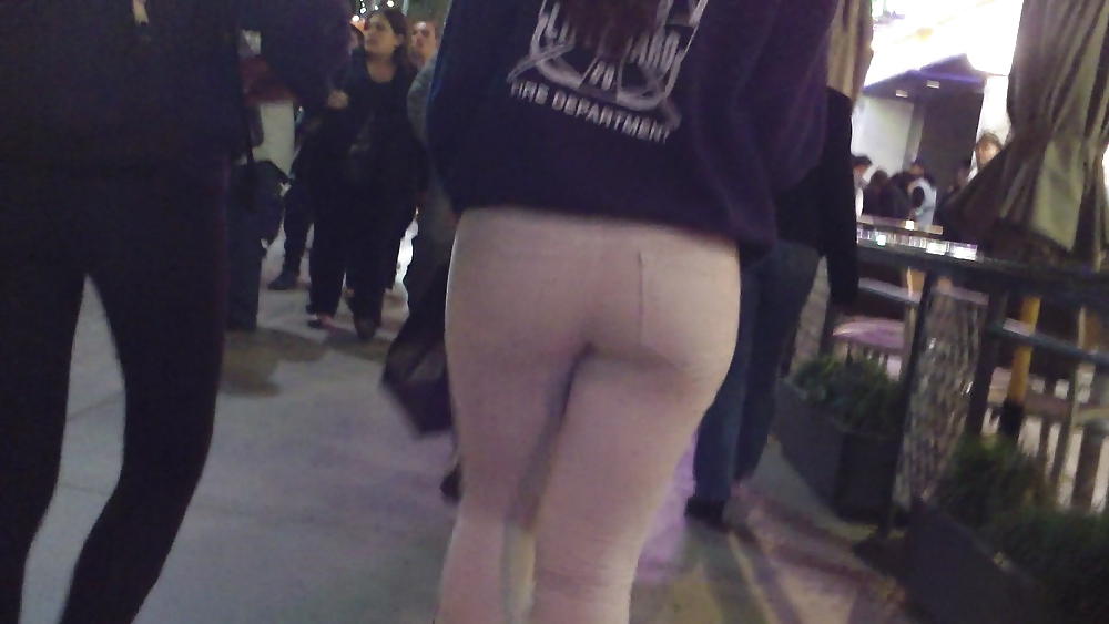 Nice Teen ass & butt in white jeans  #10295550