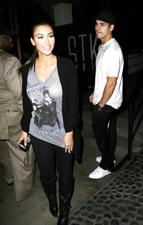 Kim kardashian en hollywood
 #2371800