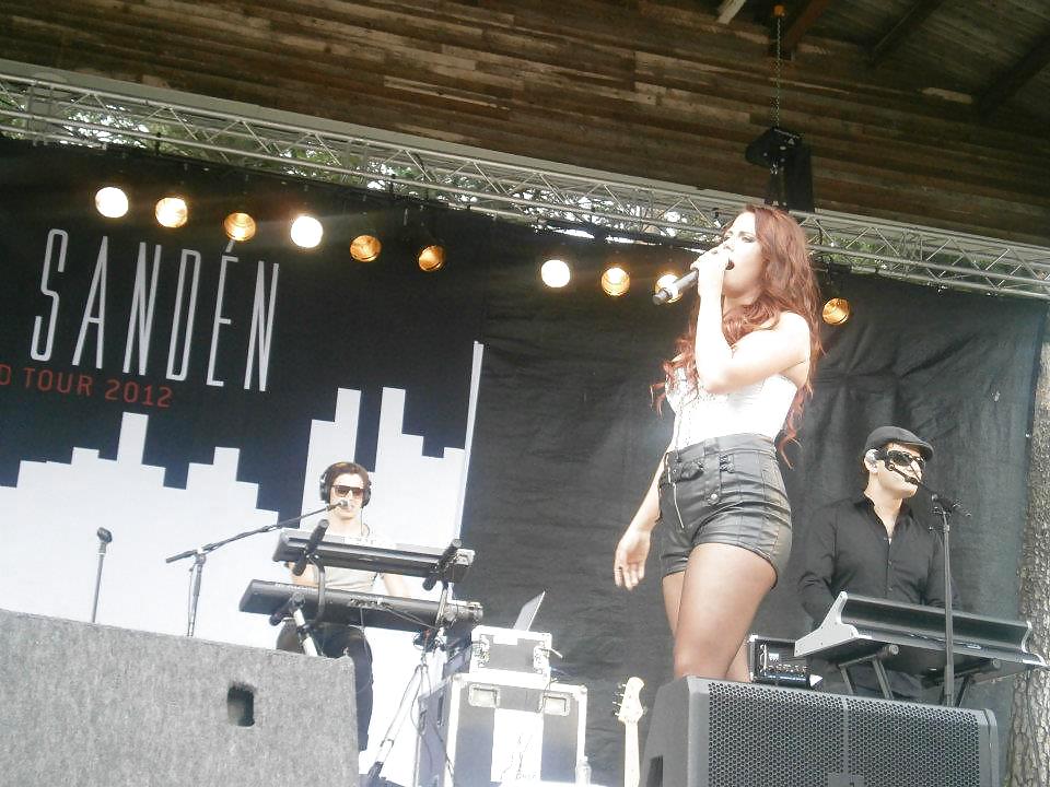 スウェーデンの歌手、モリー
 #14638107