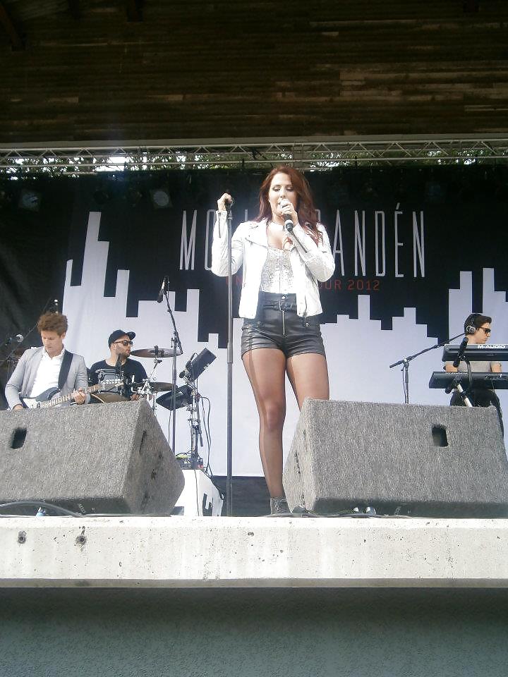 スウェーデンの歌手、モリー
 #14638201