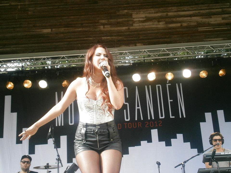 スウェーデンの歌手、モリー
 #14638368