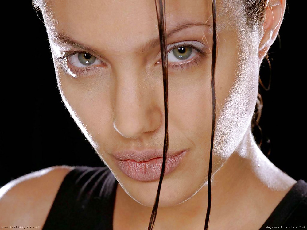 Angelina jolie
 #109500