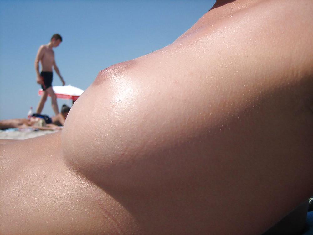 Mixed nude beach pics 2 #4237988