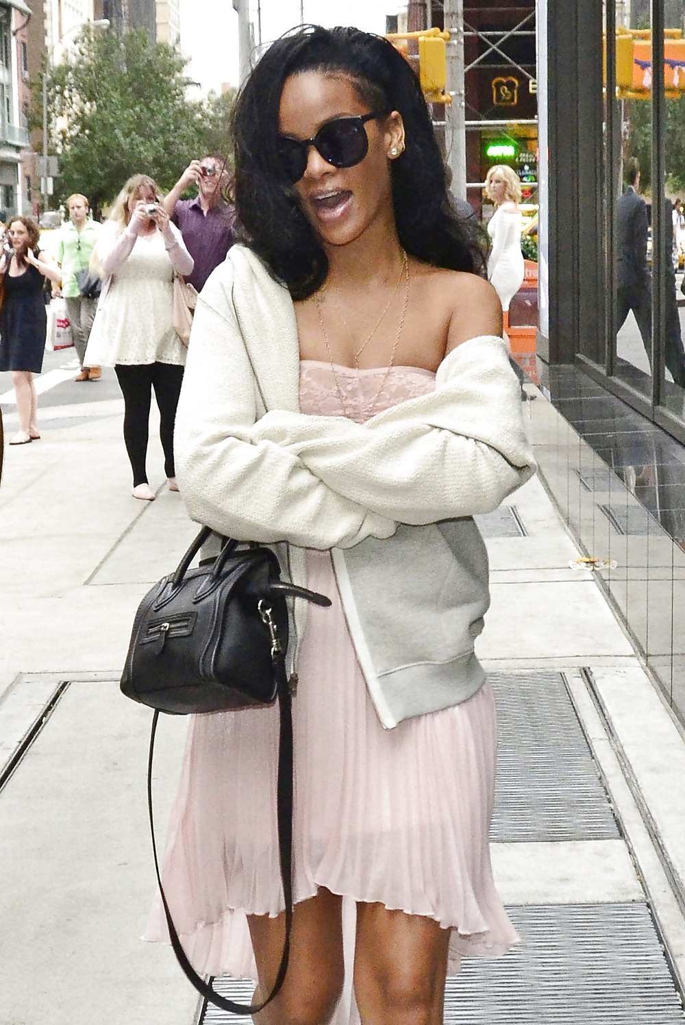 Rihanna showing off her TITS in NYC #11839273