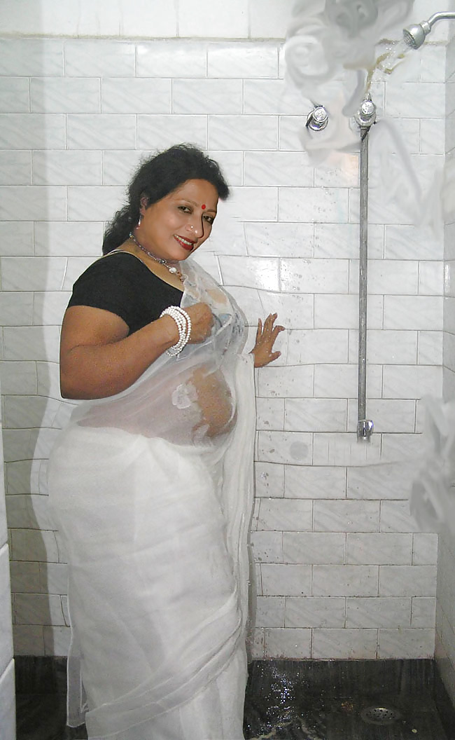 Indian Chubby ladies hot pics  #21297970