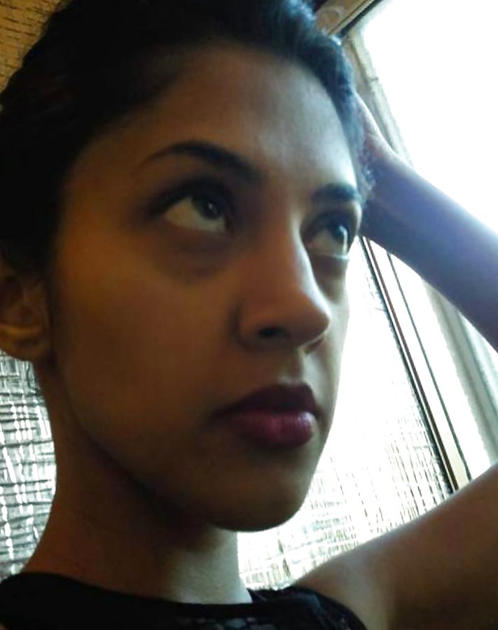NRI lady Nishi #9435327