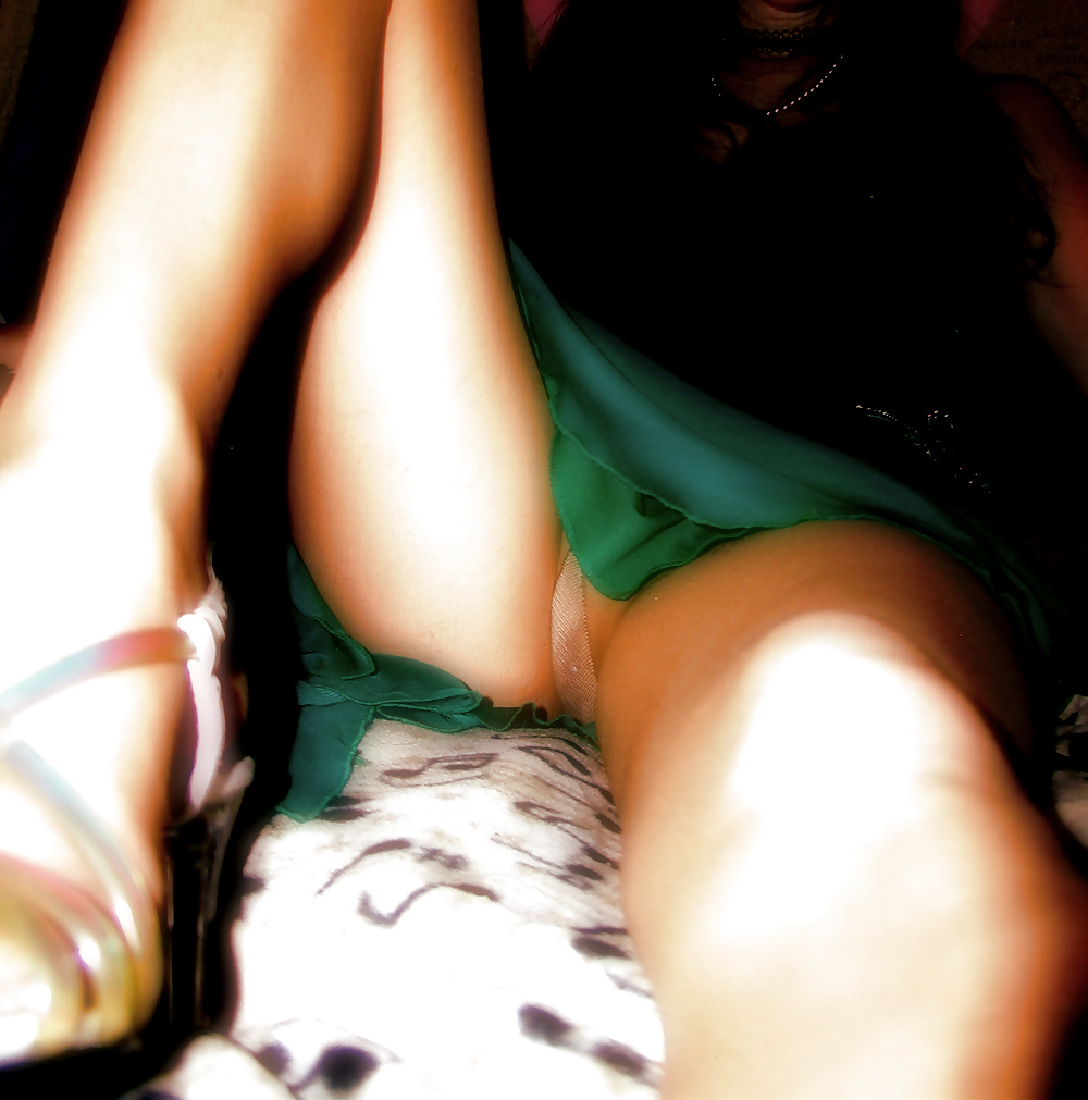 Cuddlemuffin upskirts
 #7189644