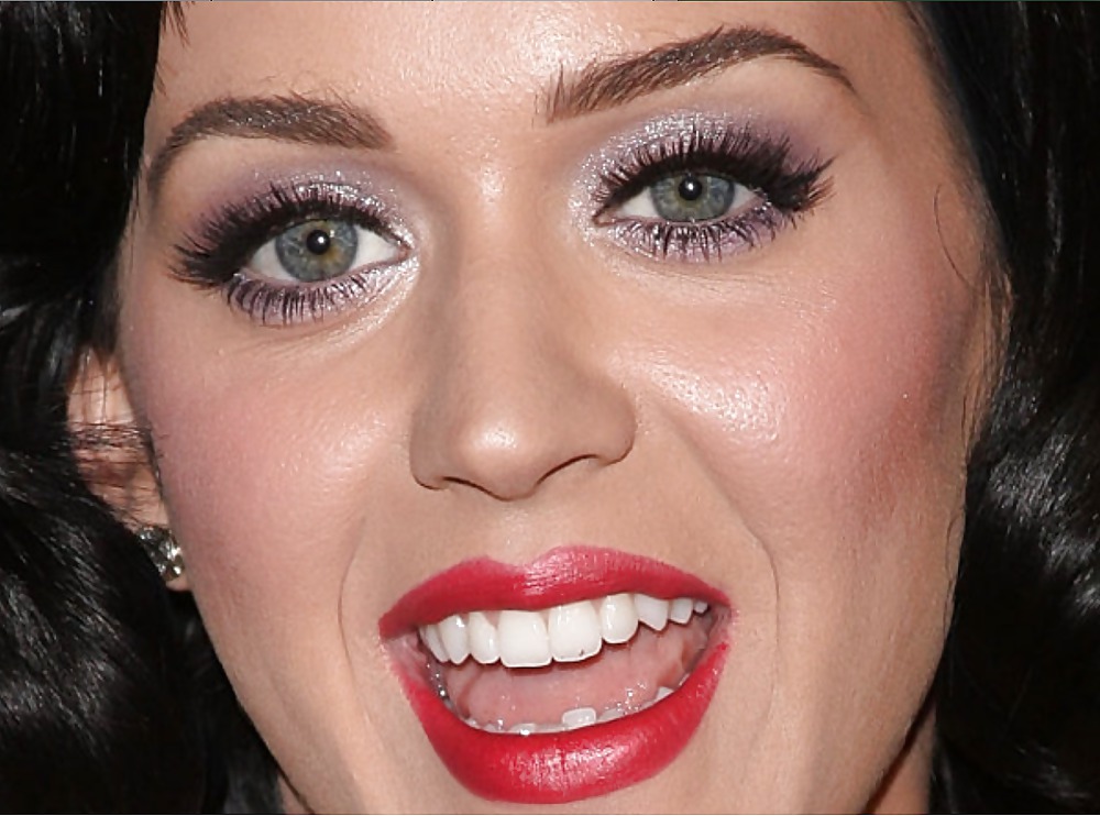 Katy perry
 #13934478