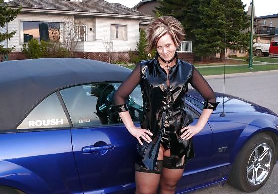 Girls with Cars. #2575743