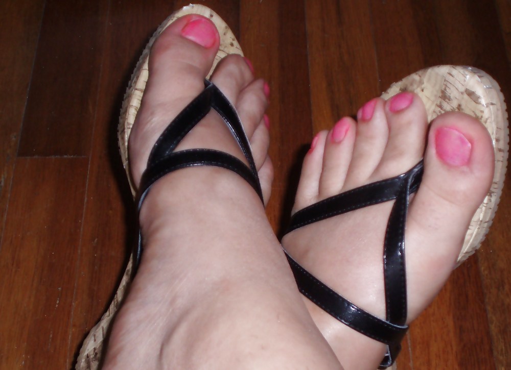 Feet #3552203
