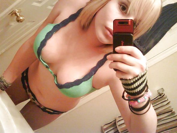 Emo girls #3521918