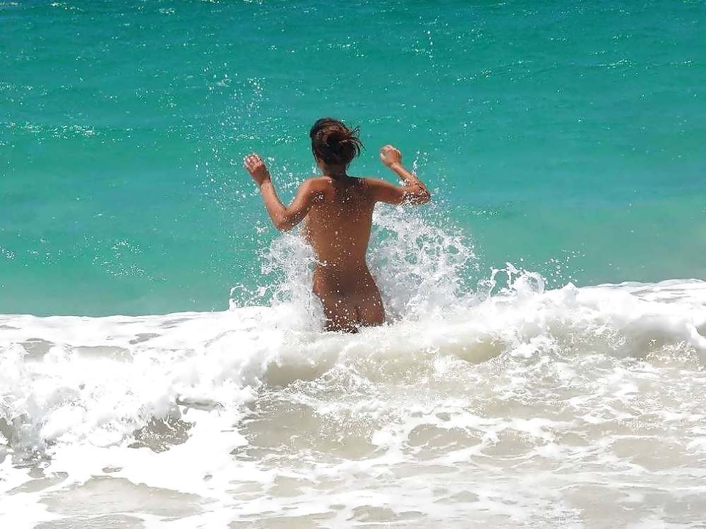 Amo le spiagge nude
 #9535345