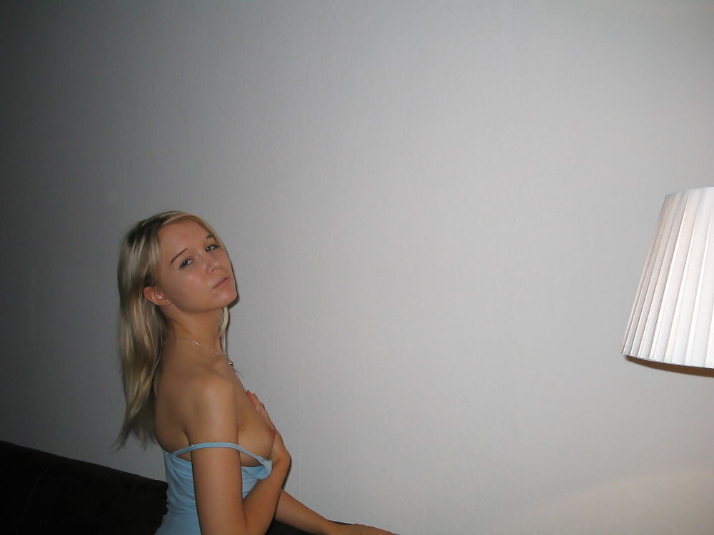 HOT GERMAN GIRLFRIEND #9702415