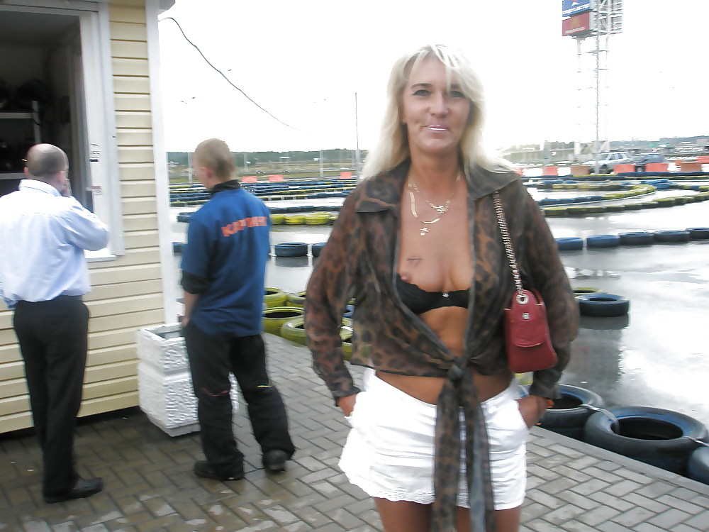 SEXY MATURE #9936700