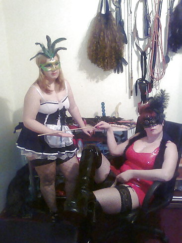 Mistress Andreea With 2 Slaves 956293