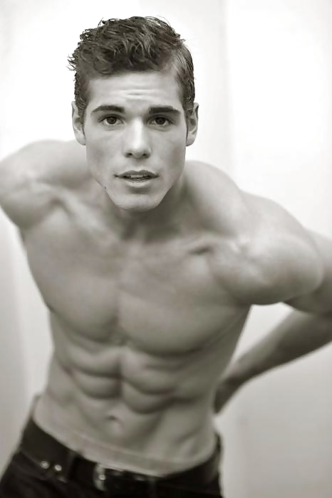 Giovanni .... Wunderschöne Modell #13940886