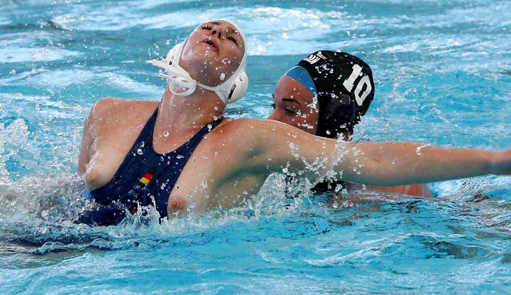 Wasserball Nip Rutscht #5884712