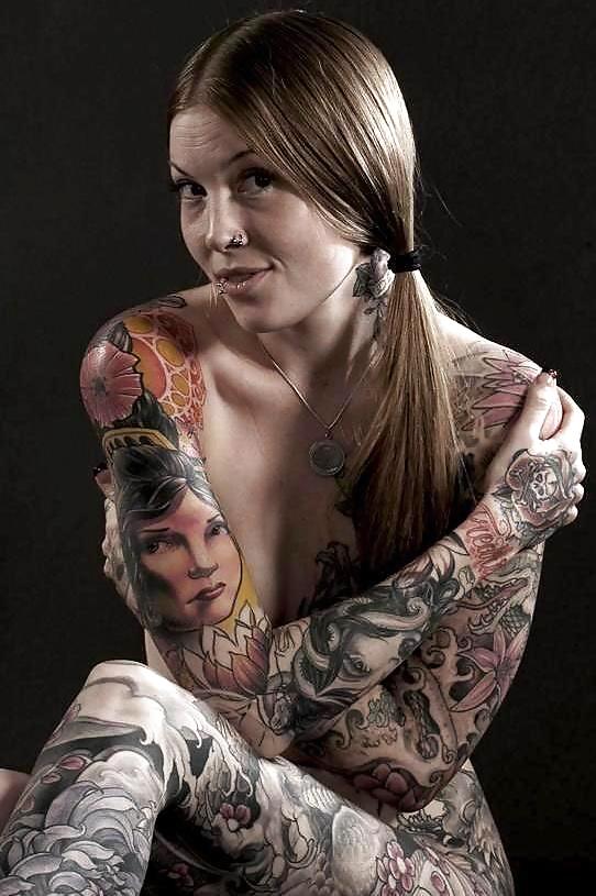 Tattooed Women #3003385