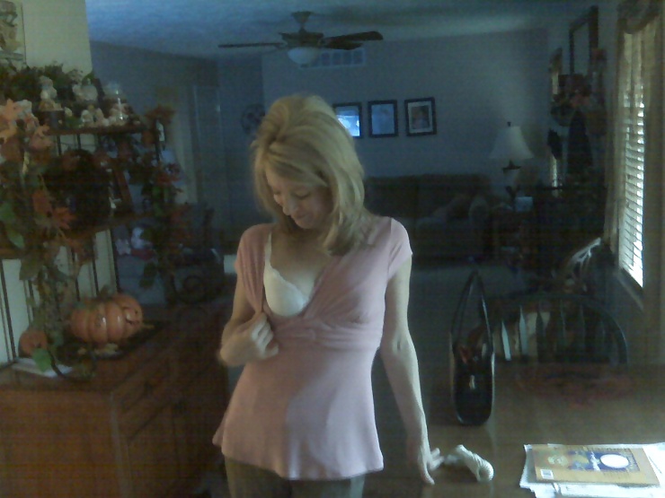 Uk samantha
 #17073505