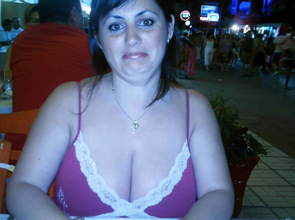 Momy #3688583