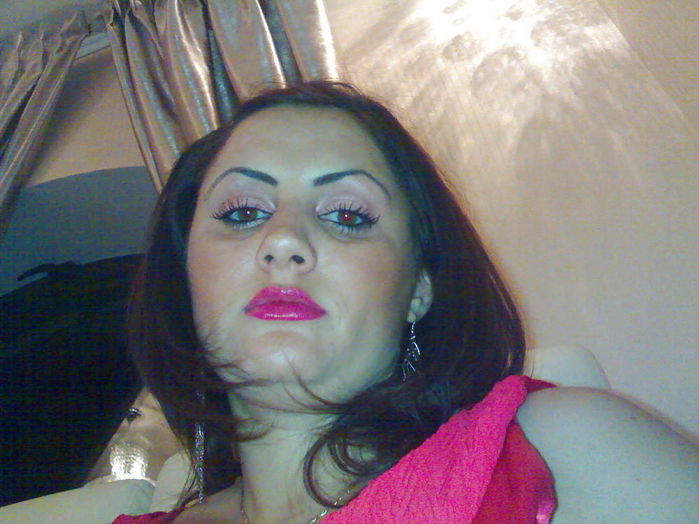 Momy #3688601