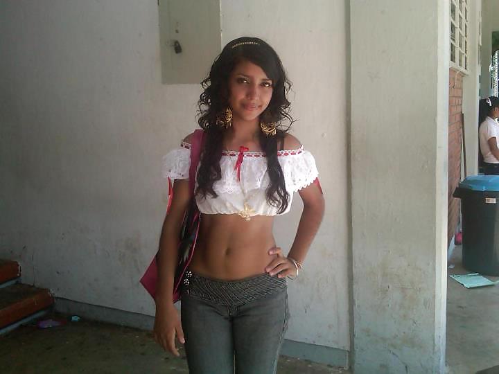女性 (amiguitas 32)
 #12033553