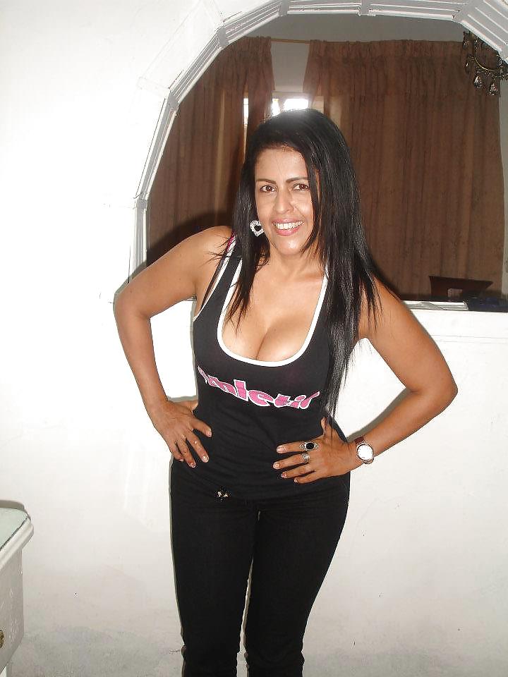 女性 (amiguitas 32)
 #12033568