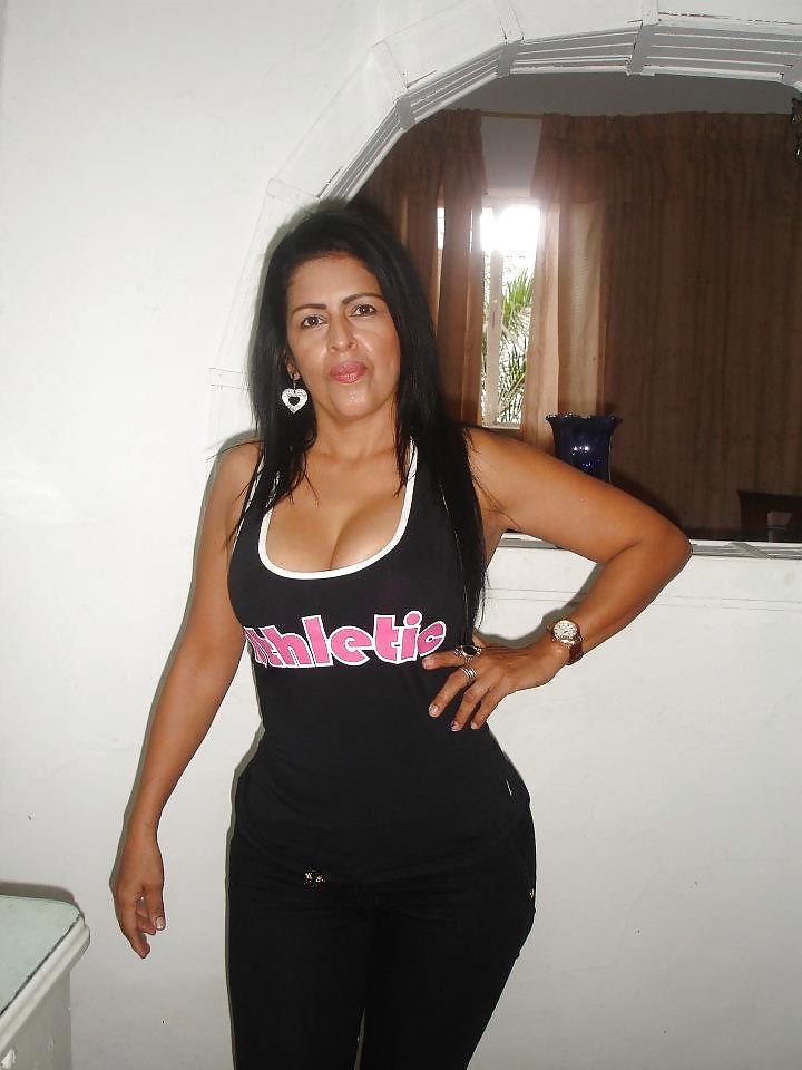 女性 (amiguitas 32)
 #12033579