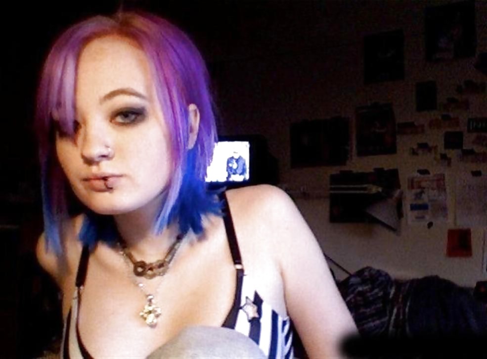 Very Hot Emo Cam Babe #9651741