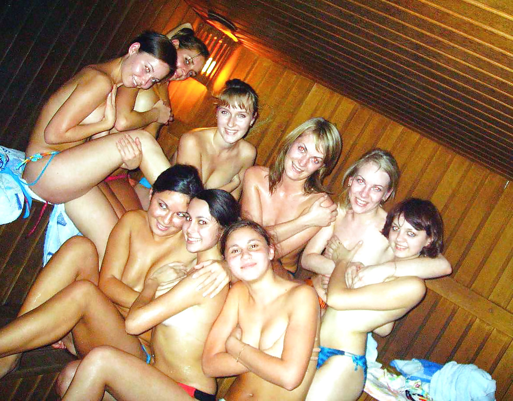 Teams of girls #9487276