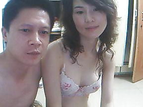 Esposa china con axilas peludas
 #13014299