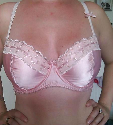 Frau Ihre Verkaufs-BH Auf Dem Netz #12290093