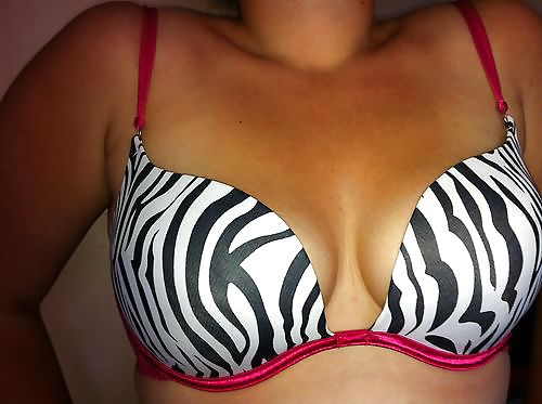 Frau Ihre Verkaufs-BH Auf Dem Netz #12290137