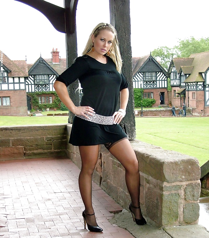 Blonde Flashes her Sheer Shadowy Pick Up Stockings Outdoor #9485106