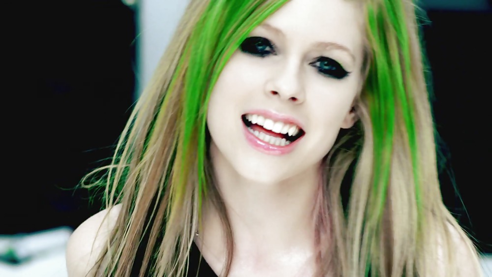 Avril
 #9677315