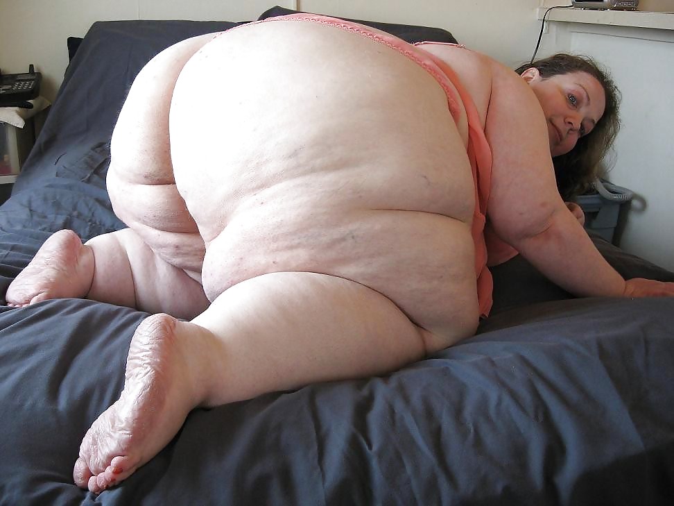 Bbw chubby supersize big tits huge ass women 3
 #13397878