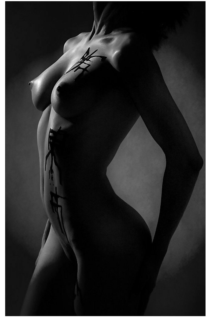 Modelle Pix In Black N White Schöne Pose #860680