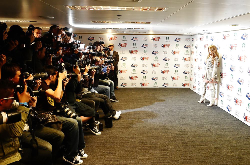 Jennifer Lopez Capital Radios Summertime Ball 2011 London #4159581