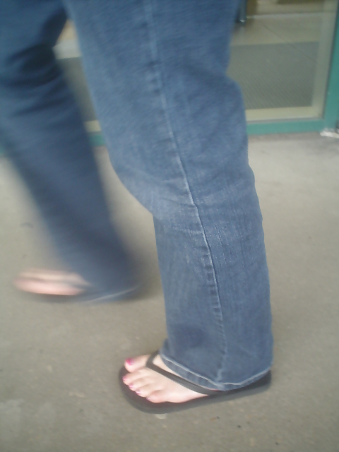 Feet in public #4090592